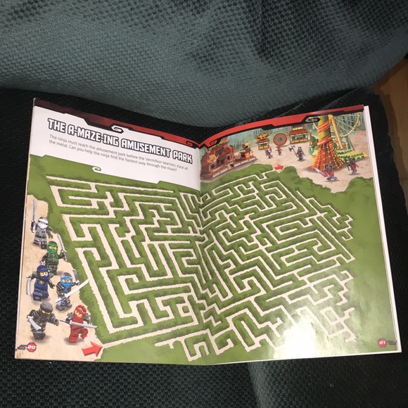 LEGO Ninjago activity book - Picture 8 of 16